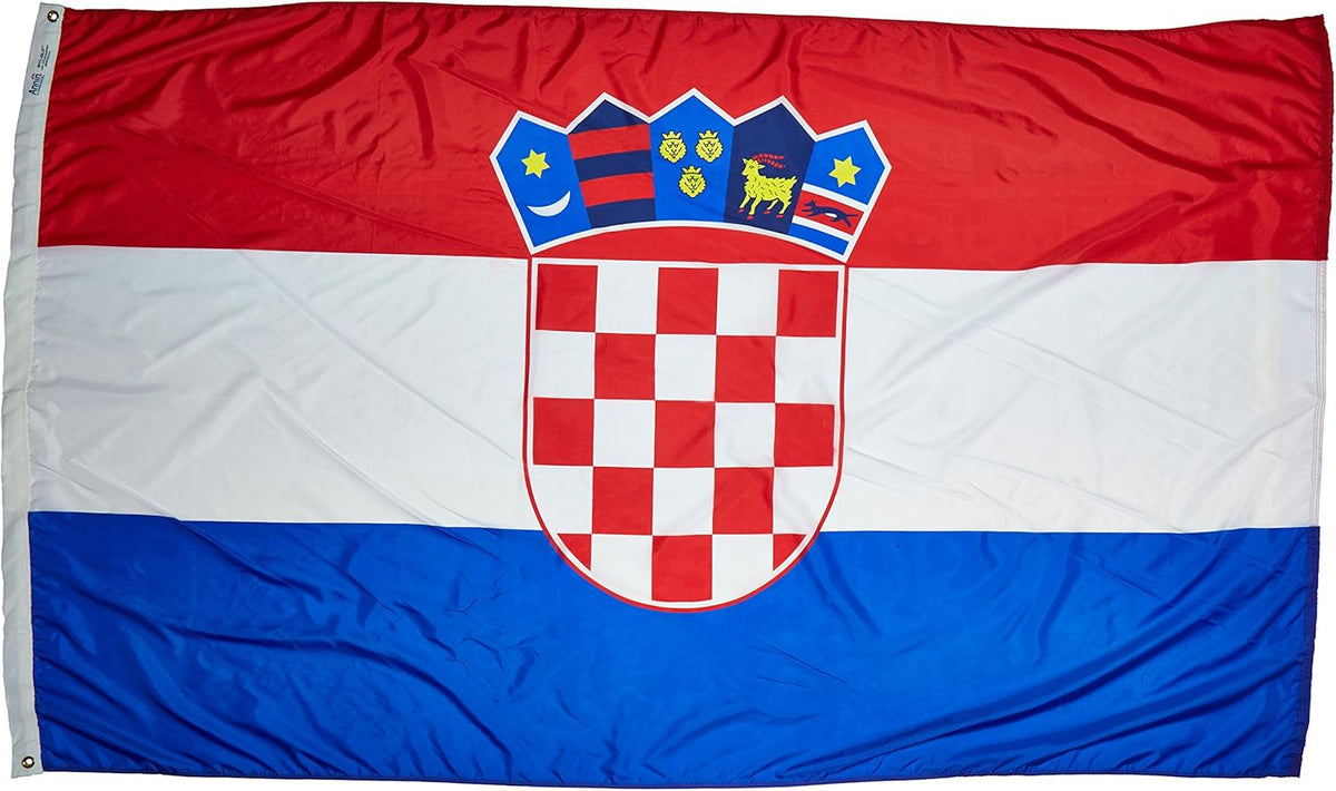 International Flag 5x8 ft Q7654
