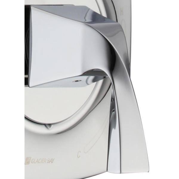 Chrome Single-Handle Tub and Shower Faucet H456