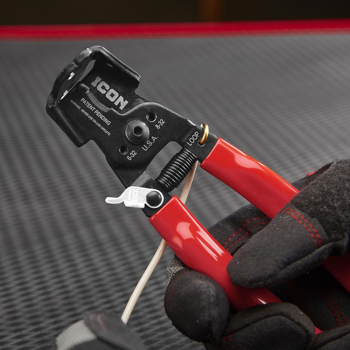 7 in. Inline Wire Stripper and Cutter Y8432