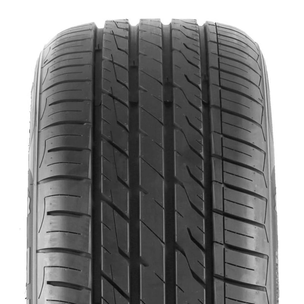 225/45R19 High Performance Tire A19363