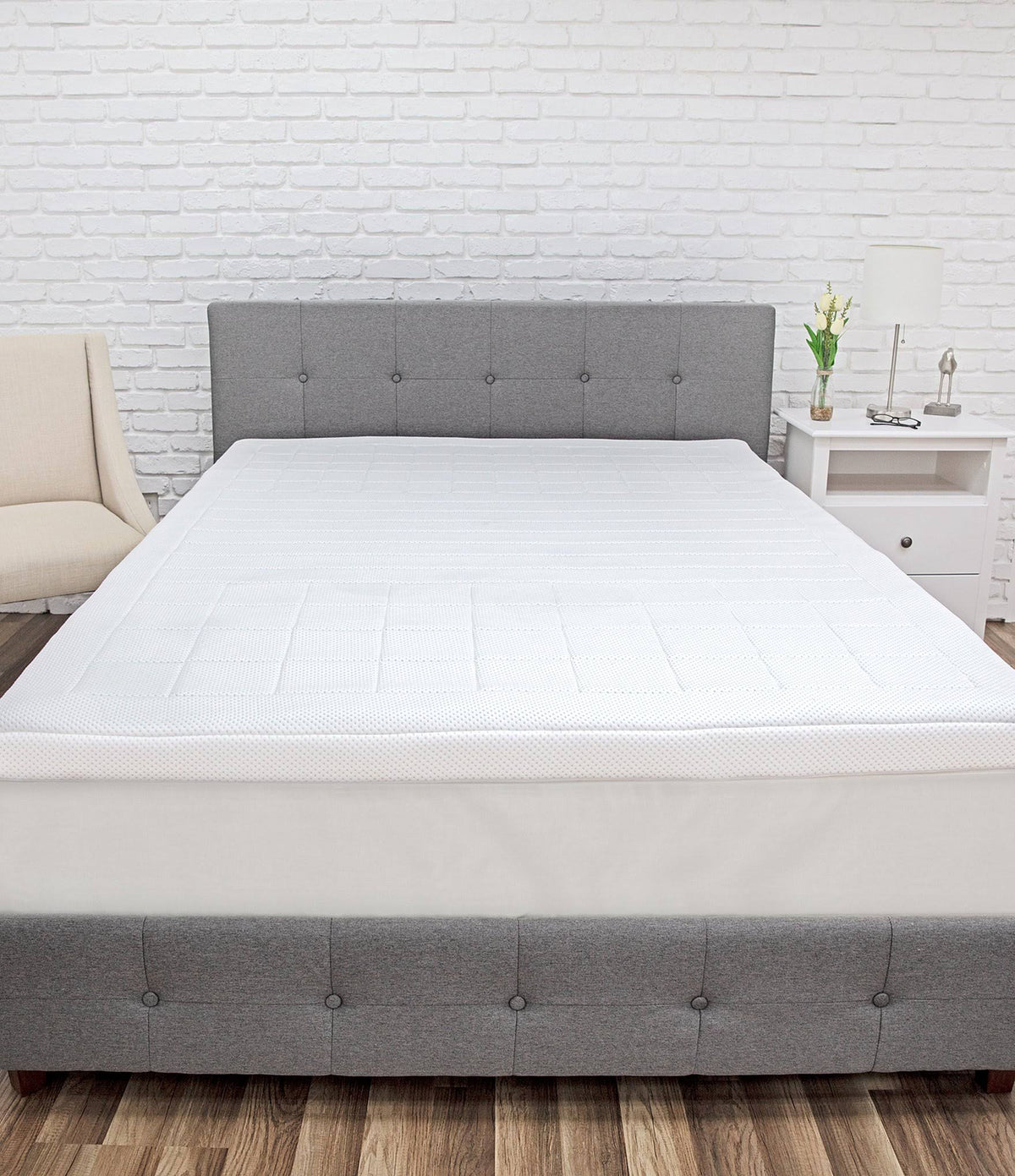 White 3-Inch Memory Foam California King Bed Topper H62070