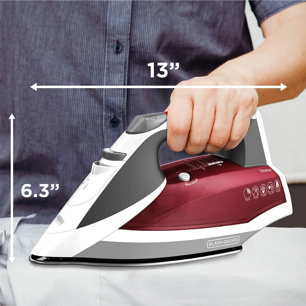 Red Steam Iron Z2947