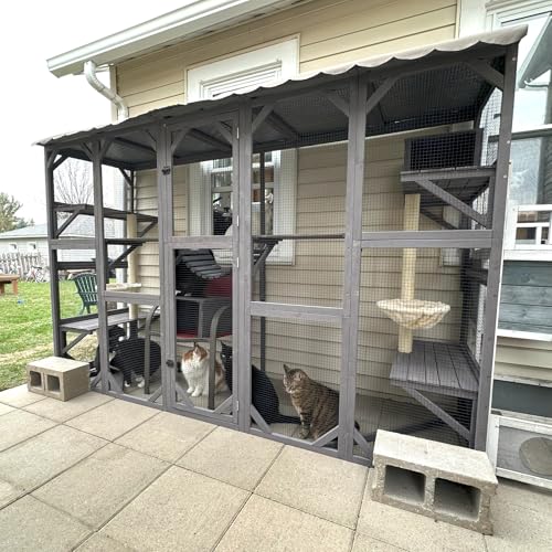 Outdoor Wooden Cat Enclosure with Scratching Posts Z331