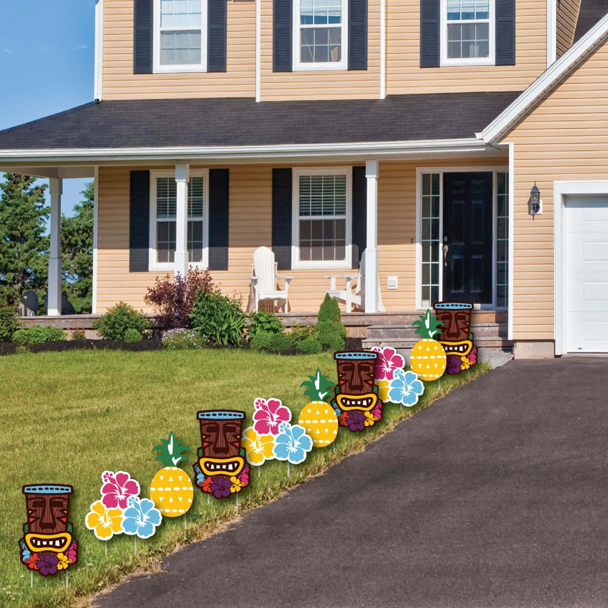 Tiki Luau Lawn Decorations - 10 Piece K491